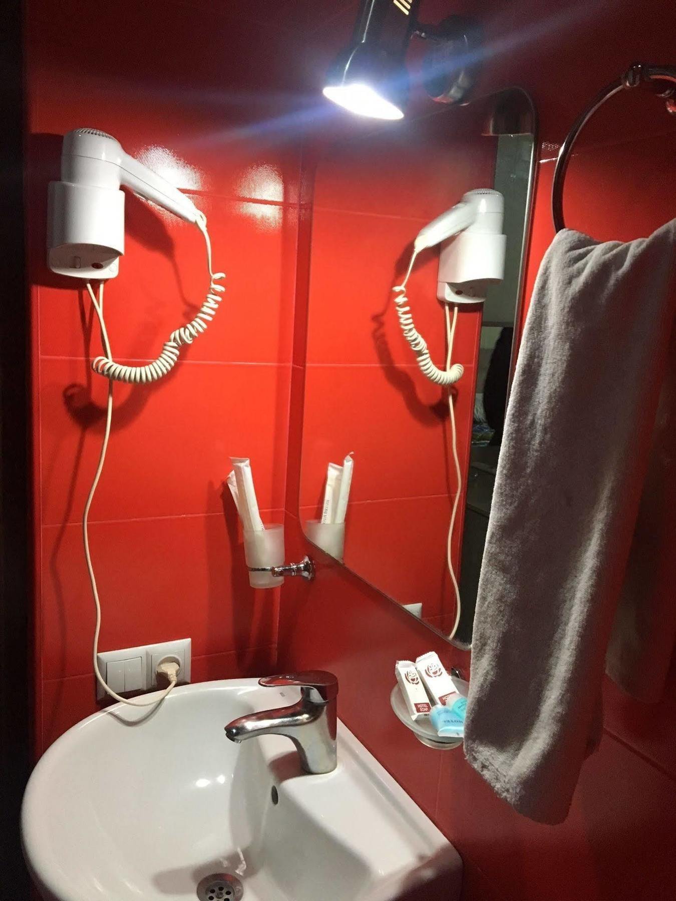 Royal Hotel Batum Dış mekan fotoğraf